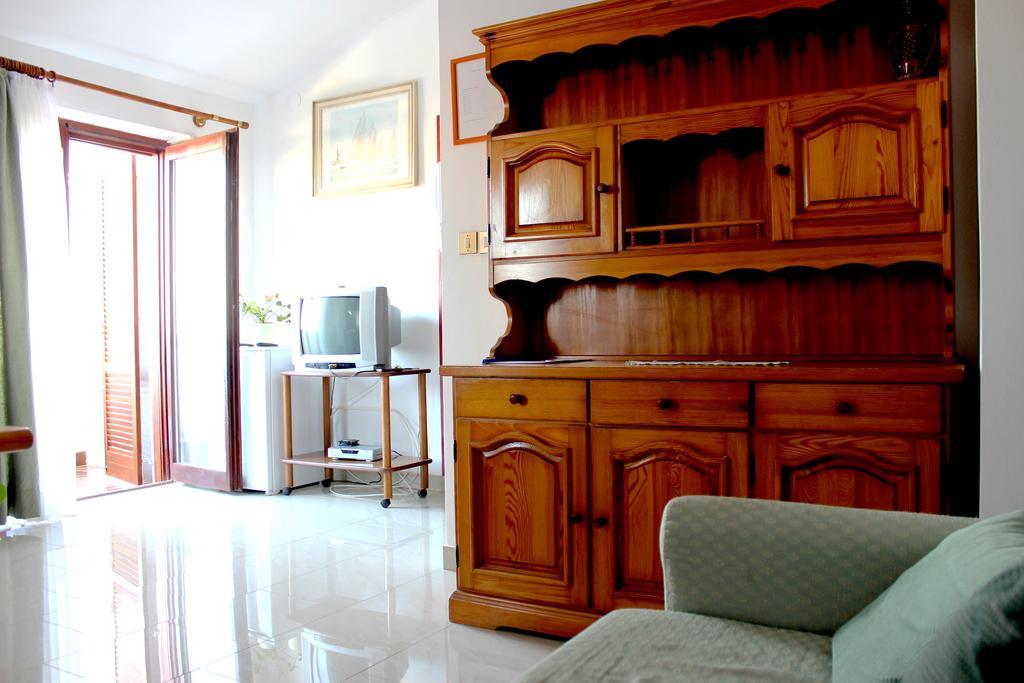 Apartments Cavae Romanae Medulin Bagian luar foto