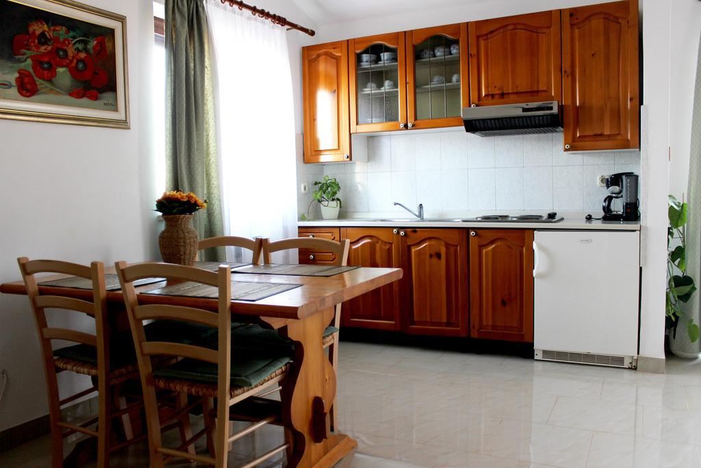 Apartments Cavae Romanae Medulin Bagian luar foto